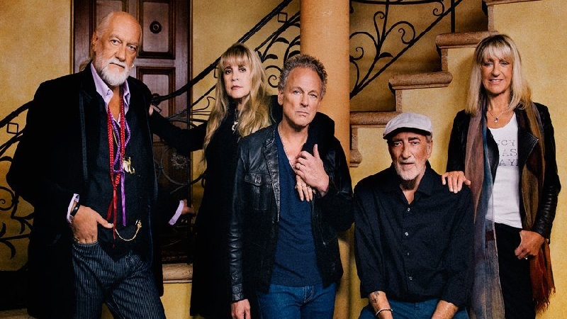 Les membres emblématiques de Fleetwood Mac réunis (avec quelques années de plus que sur la précédente photo).