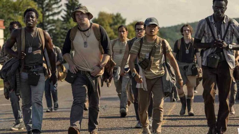 Lire la suite à propos de l’article ‘Marche ou crève’ (Francis Lawrence, 2025) : Stephen King découvre son prochain film… et semble valider le cauchemar