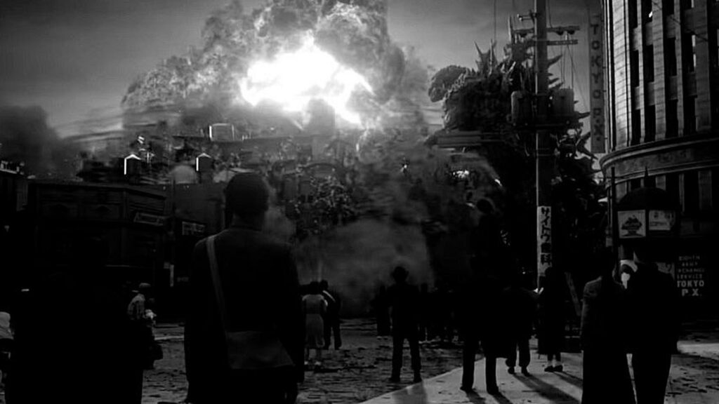 Le réalisateur Takashi Yamazaki cite Godzilla, Mothra & King Ghidorah (2001), réalisé par Shûsuke Kaneko, comme étant son Godzilla préféré © Toho