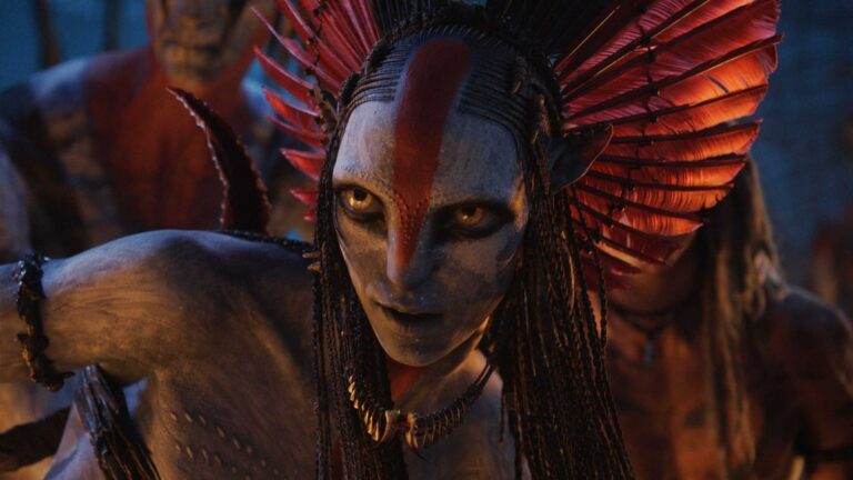 Varang (Oona Chaplin) in 20th Century Studios' AVATAR: FIRE AND ASH. Photo courtesy of 20th Century Studios. © 2025 20th Century Studios. All Rights Reserved.