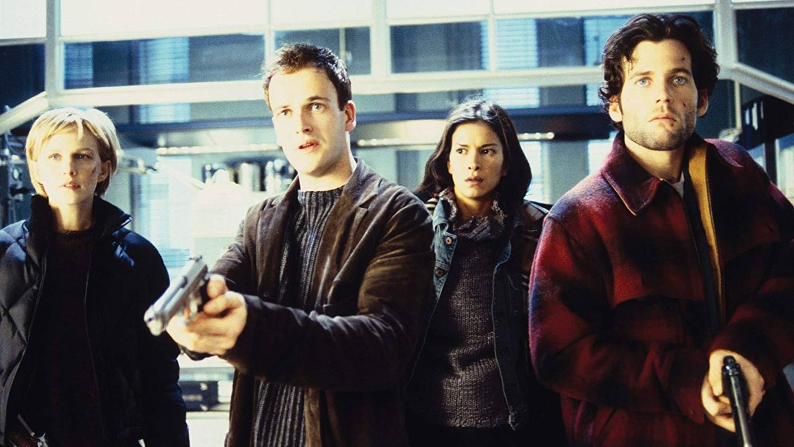 Pour ancrer le film dans une certaine crédibilité, l'ensemble du casting a côtoyé de véritables profileurs du FBI et suivi un entraînement militaire avec maniement des armes à la clé.