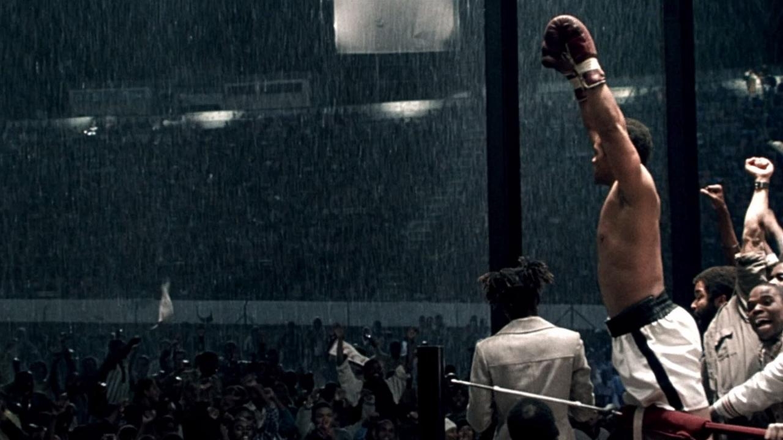 Comme un épilogue au légendaire Rumble in the Jungle, le film évoque l'incroyable retour de George Foreman, sacré champion du monde des poids lourds le 5 novembre 1994 après avoir mis K.-O. Michael Moorer au 10ᵉ round. À 45 ans, il devient alors le plus vieux champion de l'histoire de la catégorie, effaçant le record de Jersey Joe Walcott.